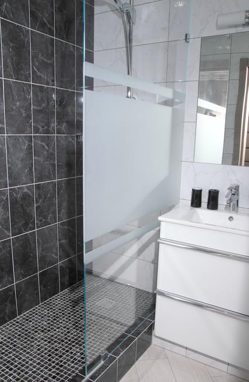 Apartment Obolonskiy Prospekt 31 Kiev Esterno foto