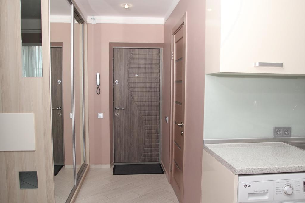 Apartment Obolonskiy Prospekt 31 Kiev Esterno foto