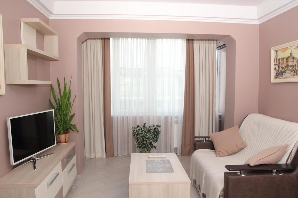 Apartment Obolonskiy Prospekt 31 Kiev Esterno foto